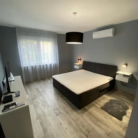 Janka11 Apartman Hodmezovasarhely Exterior photo